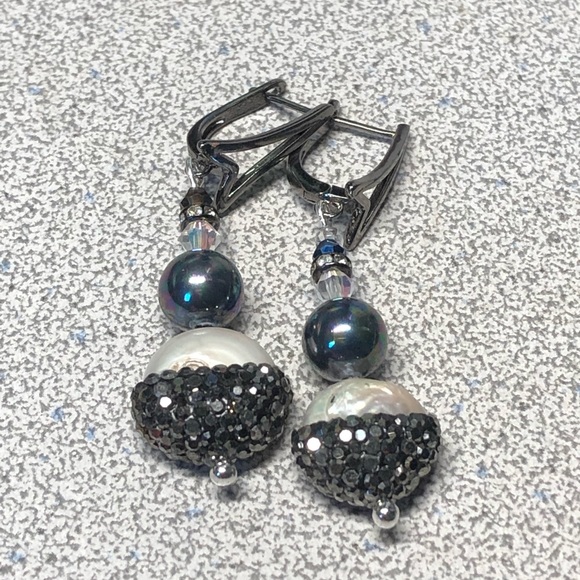 Genuine biwa pearl and marcasite earrings-classics! - Picture 10 of 12
